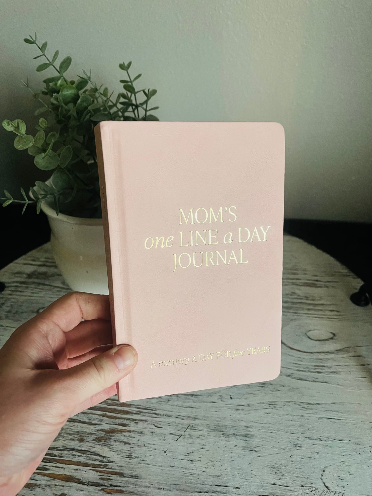 A Memory A Day for Five Years Journal - Mom Version - Pink